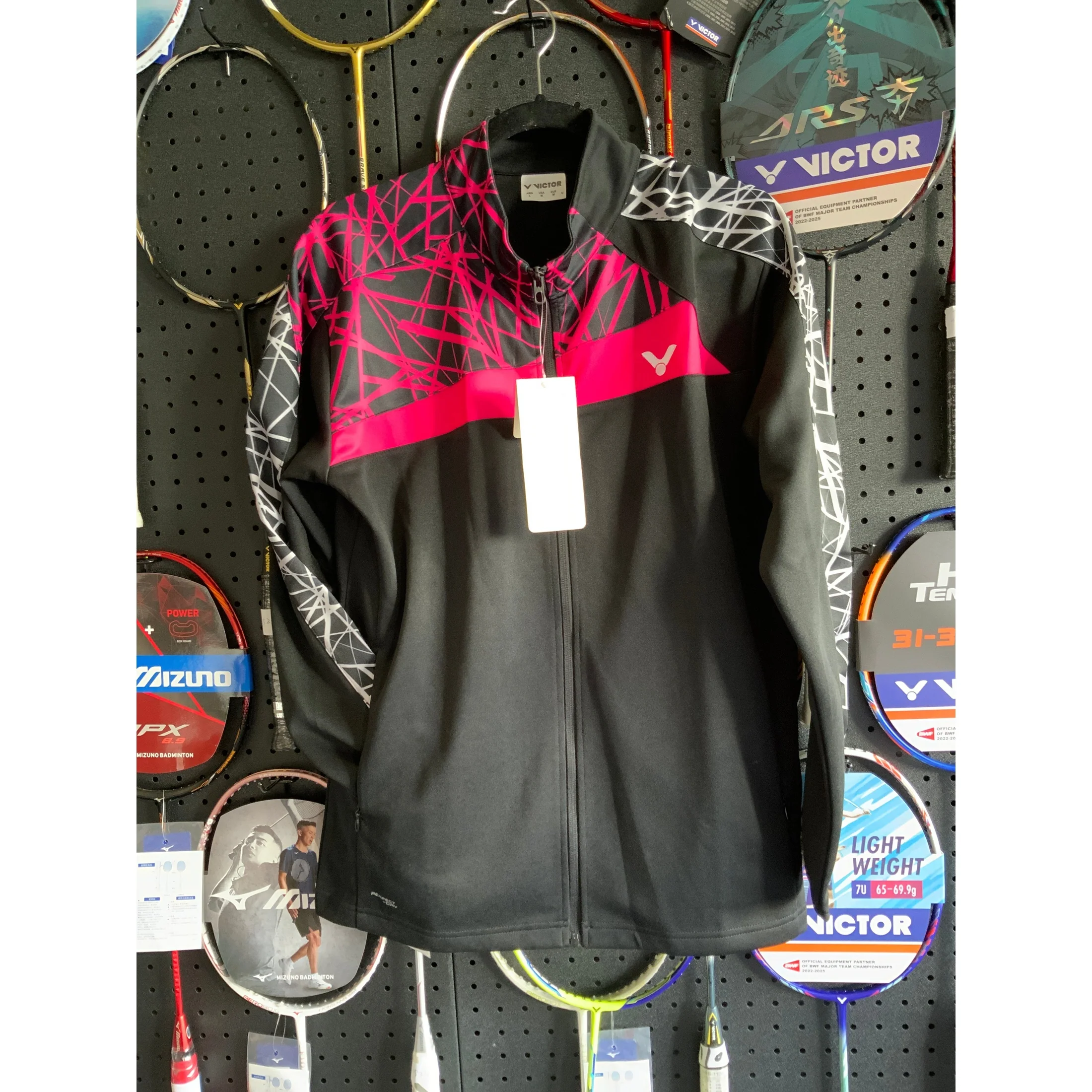 CLEARANCE SALE 
VICTOR Sportswear Aero Hoodie long pants  Lining Inventory CLEARANCE SALE - Image 23