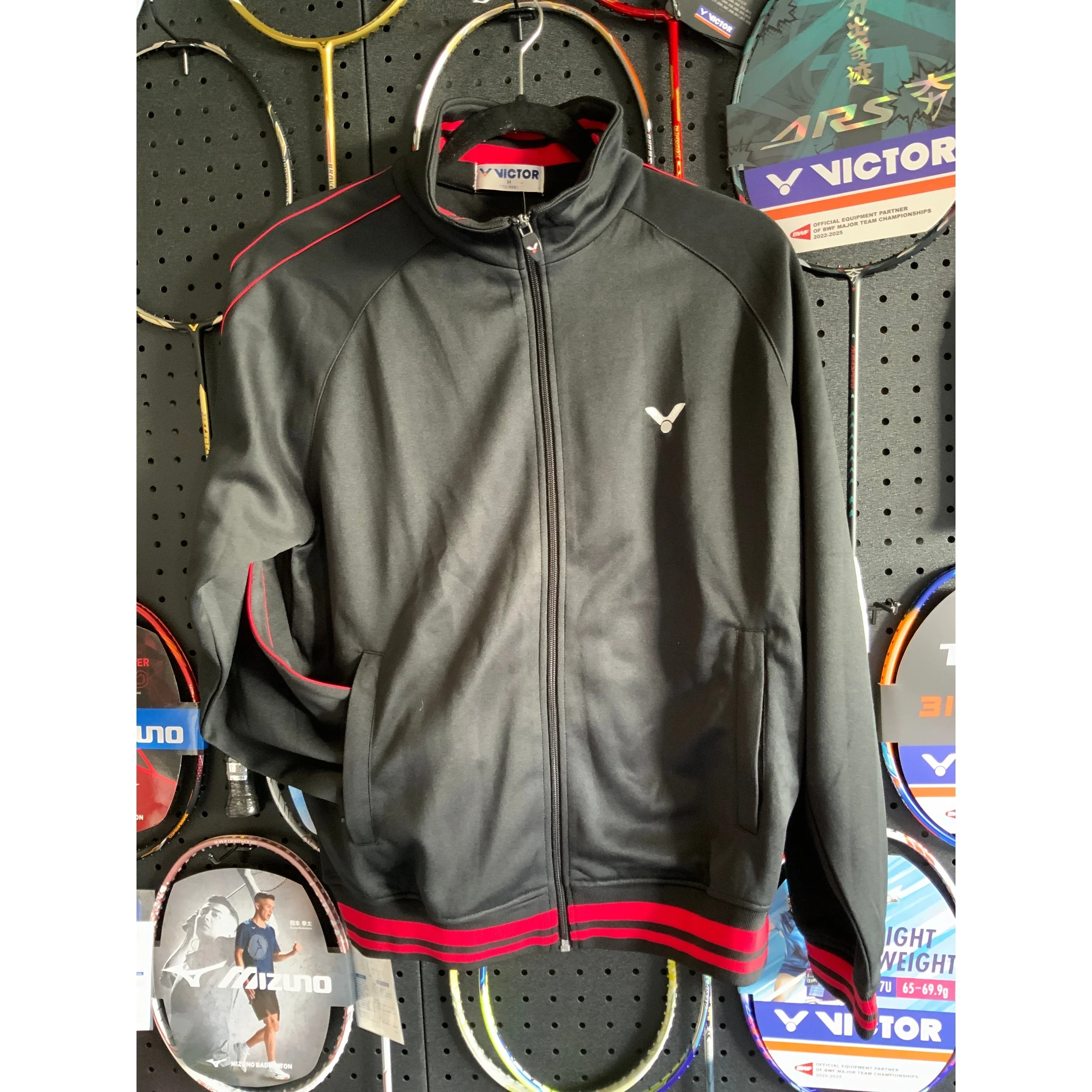 CLEARANCE SALE 
VICTOR Sportswear Aero Hoodie long pants  Lining Inventory CLEARANCE SALE - Image 25