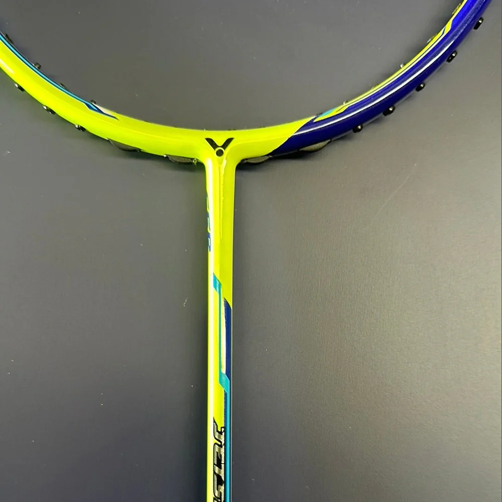 Victor jetspeed s 08 badminton racket 76g 25 lbs - Image 2