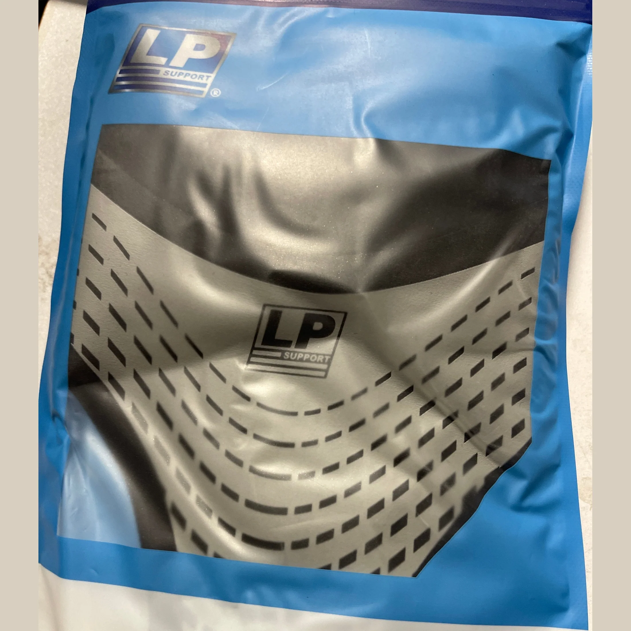 LP Ankle Support 1305CK – Adjustable Hook-and-Loop Sleeve for Ankle Stability - Image 2