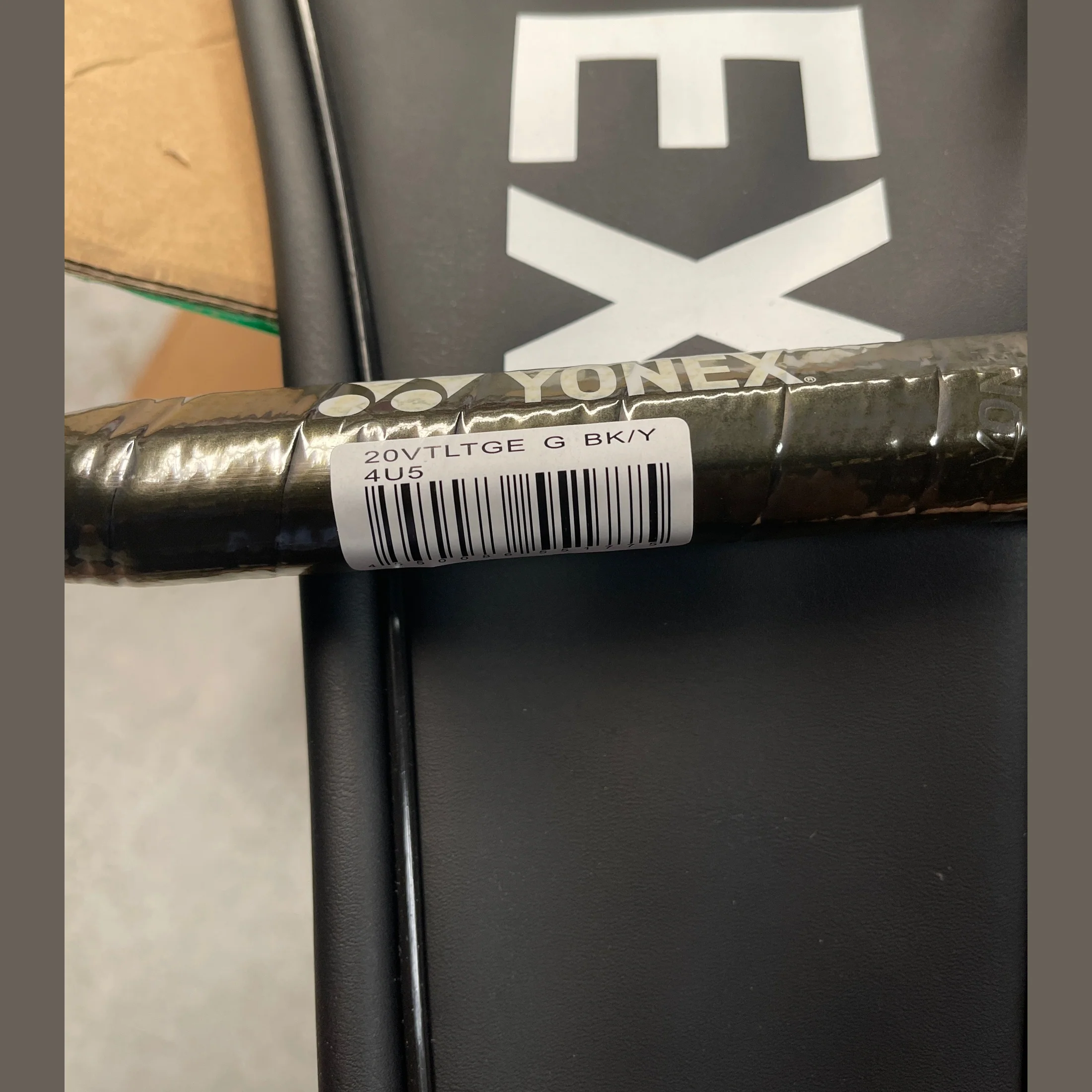 YONEX VOLTRIC LITE BLACK/YELLOW BADMINTON RACKET 20VTLTGE - Image 4