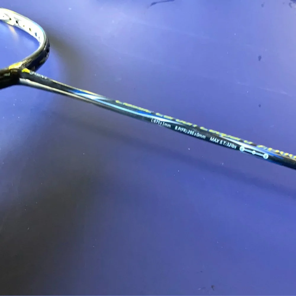 Bonny Classic Carbon Leooard ZD007 Badminton Racket 4U G4 295mm 32lbs max - Image 4