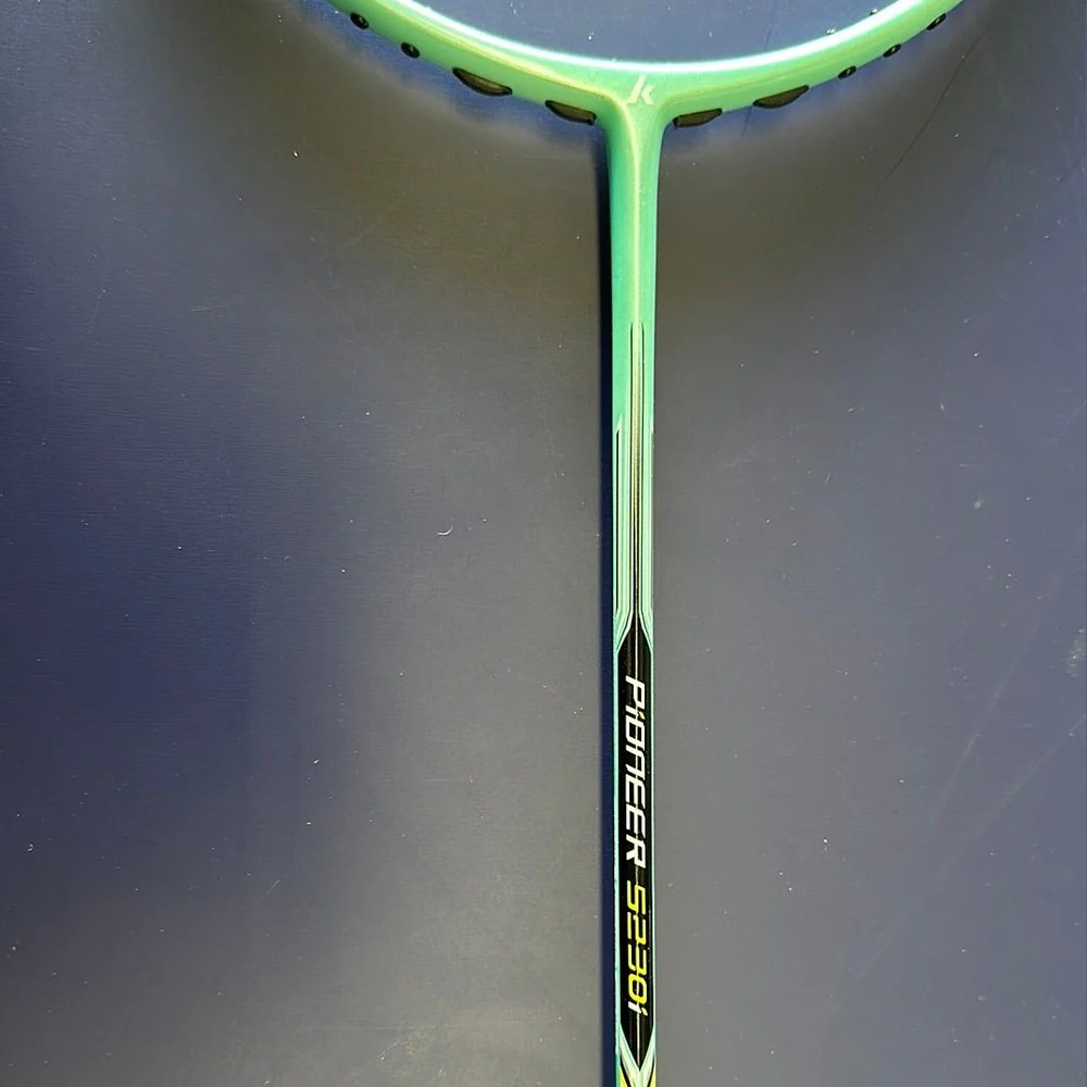 CLEARANCE SALE Kawasaki Carbon Fiber Badminton Racket (clearance model, can be strung up to 28lbs)Including strings - Image 6