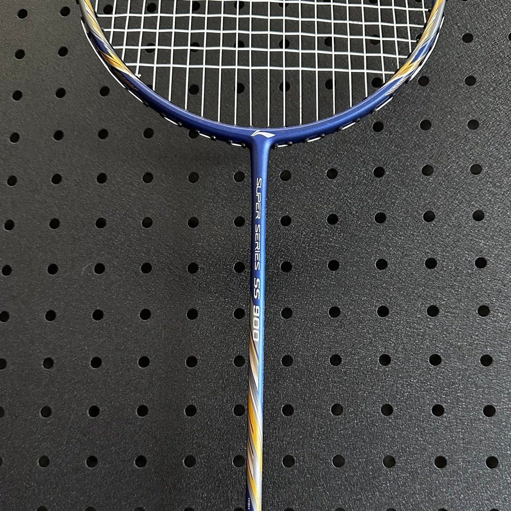 Li Ning Super Series SS 900 (84 Grams) Badminton Racquet / Badminton Racket - Image 9