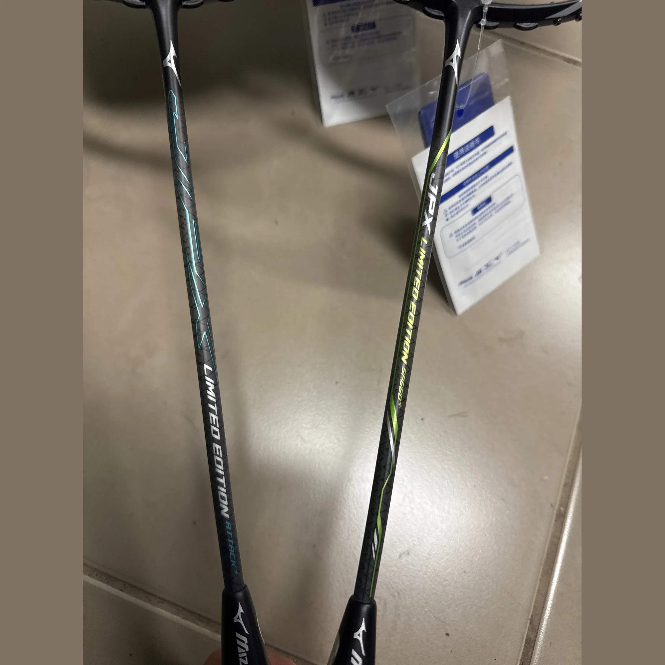 Mizuno JPX Limited Edition Attack/Speed Badminton Racket - Image 2