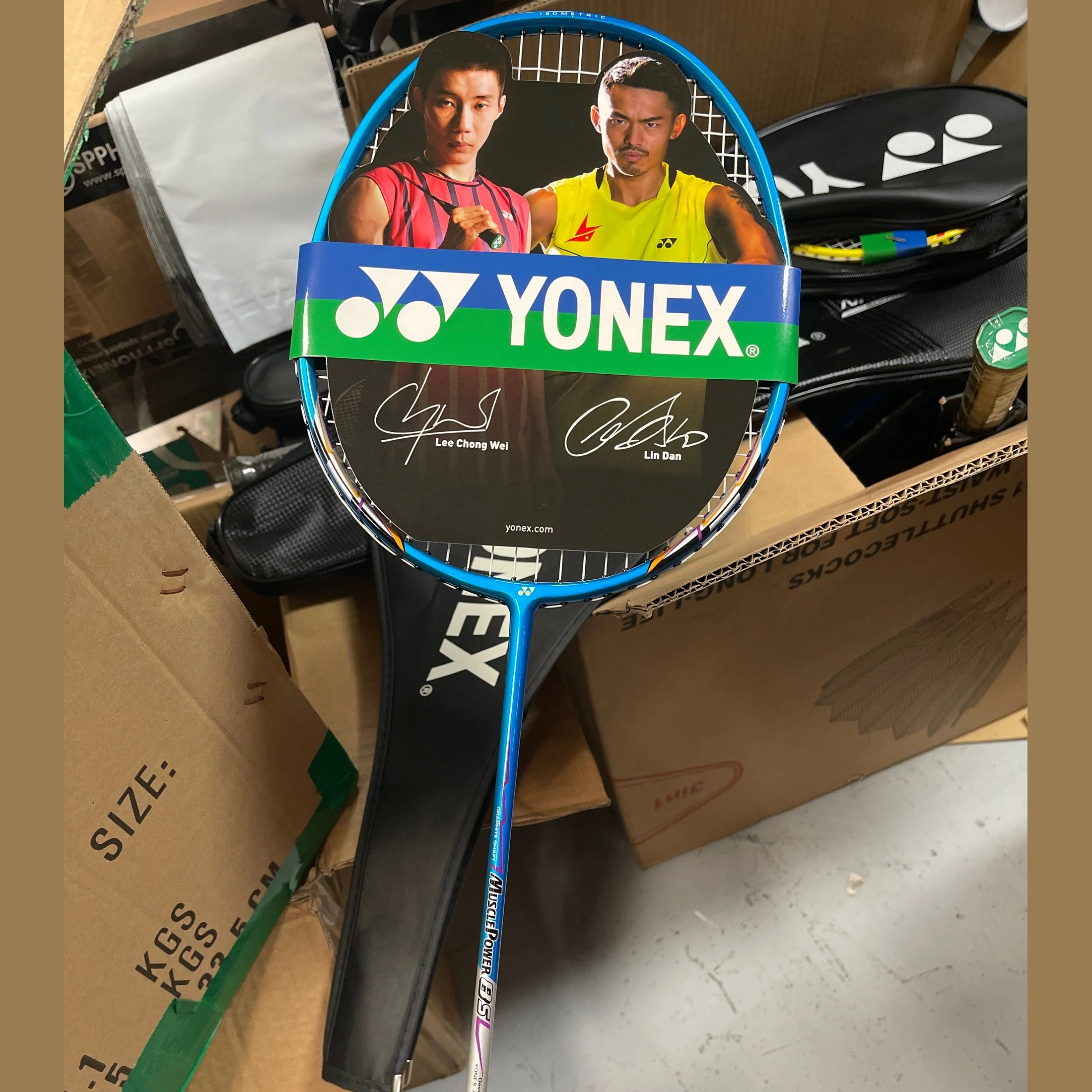 YONEX Muscle Power 8S Badminton Racket - Image 3