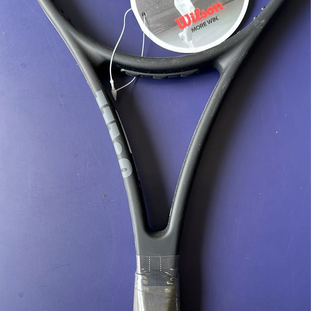 Wilson Pro Staff 97LS Tennis Racket Grip Size 2 Weight 290G - Image 4