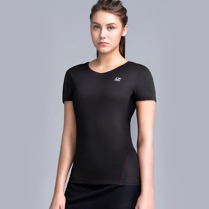 LP Women’s Short Sleeve Top LTF2301O – Lightweight Sportswear for Training & Fitness - Image 2
