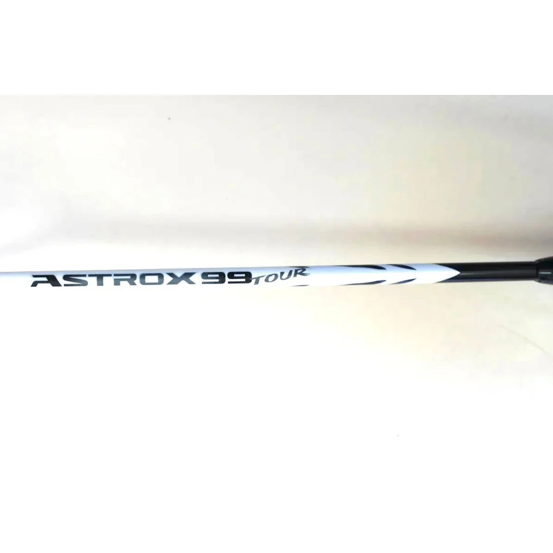 YONEX ASTROX 99 TOUR Badminton Racket - Image 5