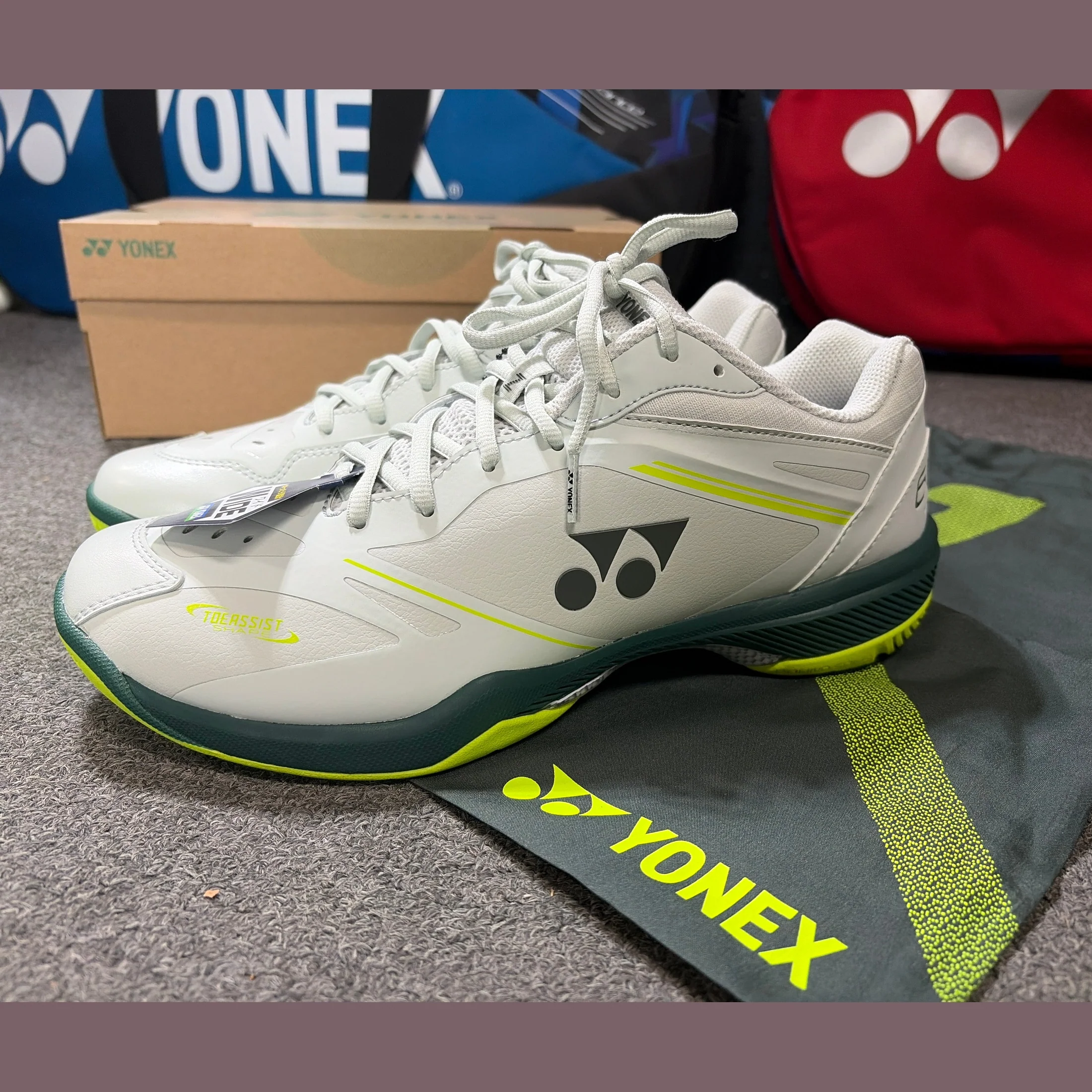 YONEX Badminton Shoes 65 Z VA WIDE Power Cushion Grayish Beige SHBVAZWEX