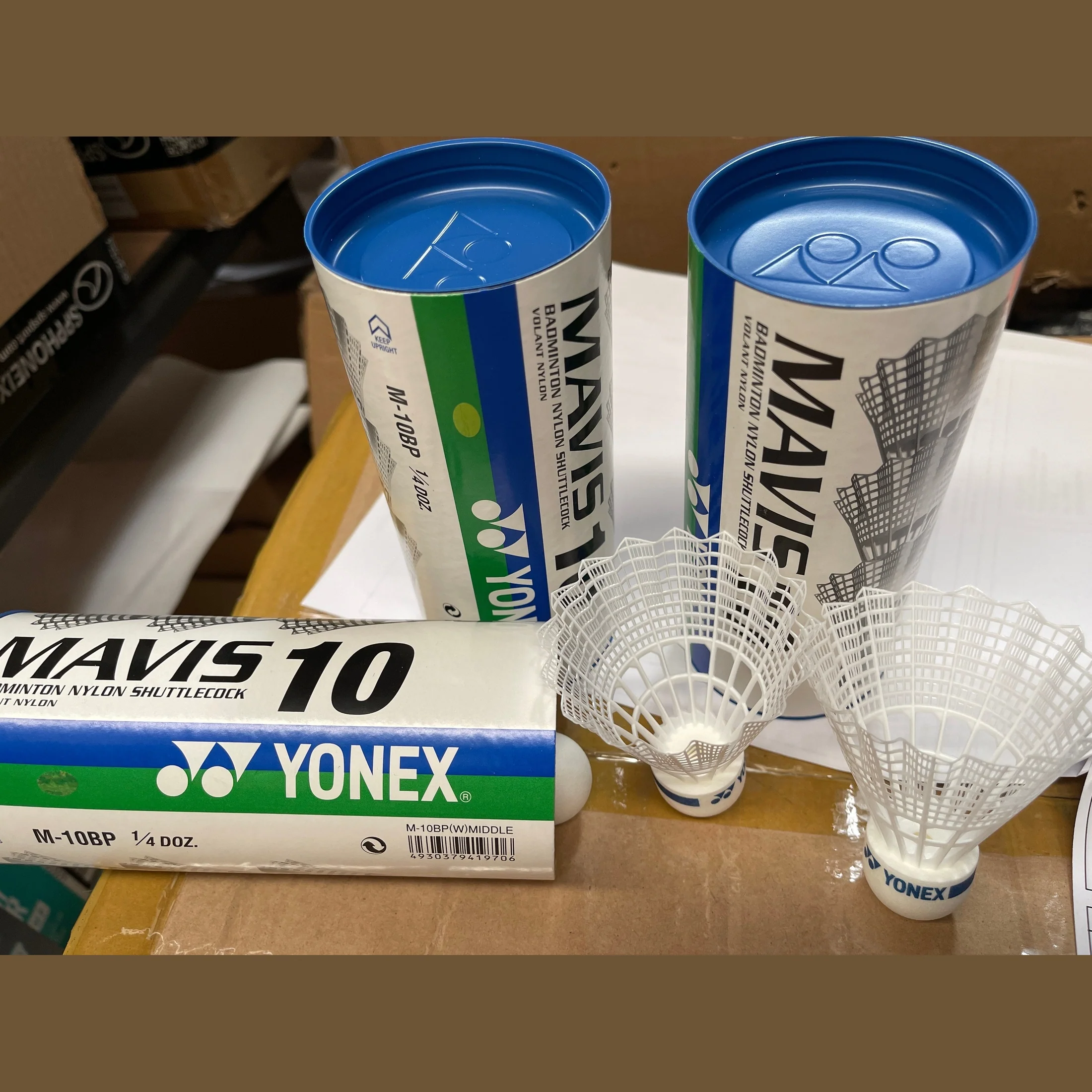 Yonex Mavis 10 badminton Nylon Shuttlecock M-10BP(W)MIDDLE